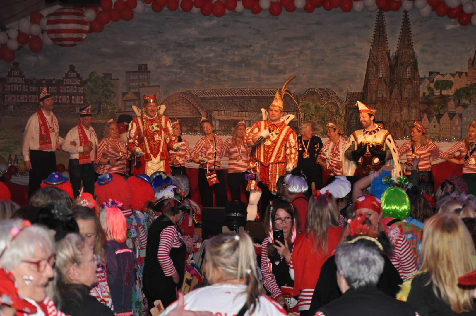 2026 – Damensitzung