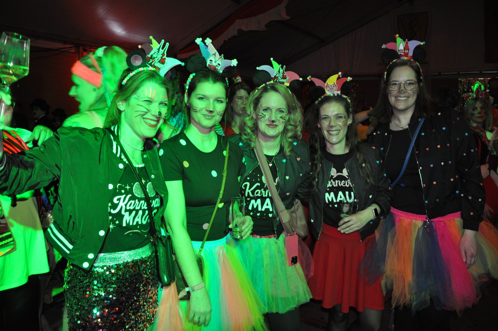 2026 – Damensitzung