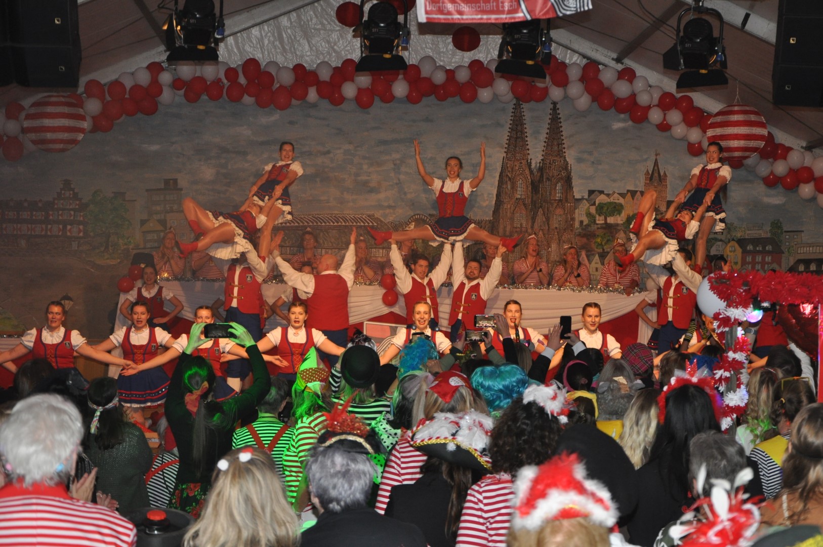 2026 – Damensitzung