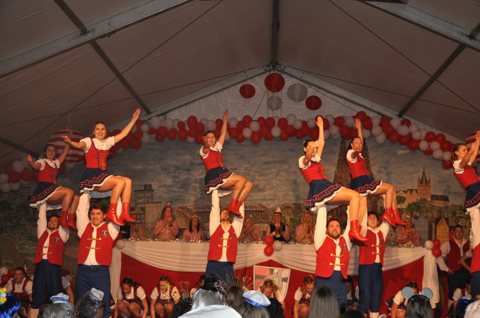 2026 – Damensitzung