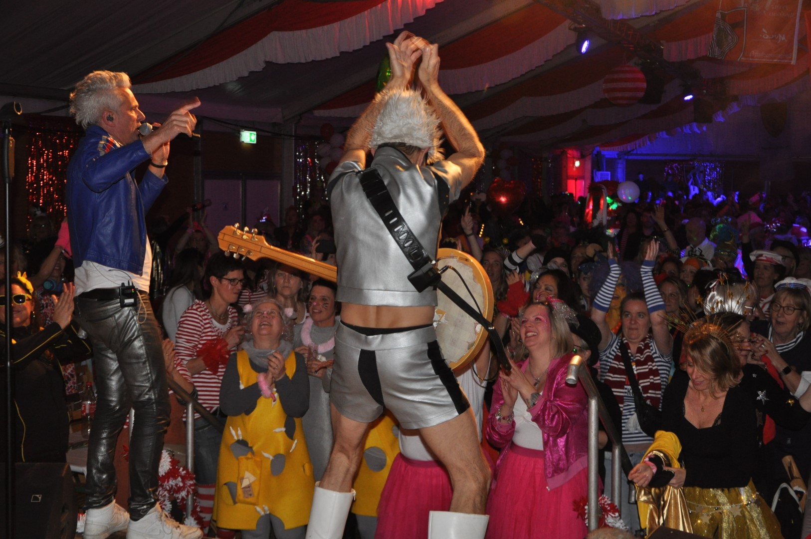 2026 – Damensitzung