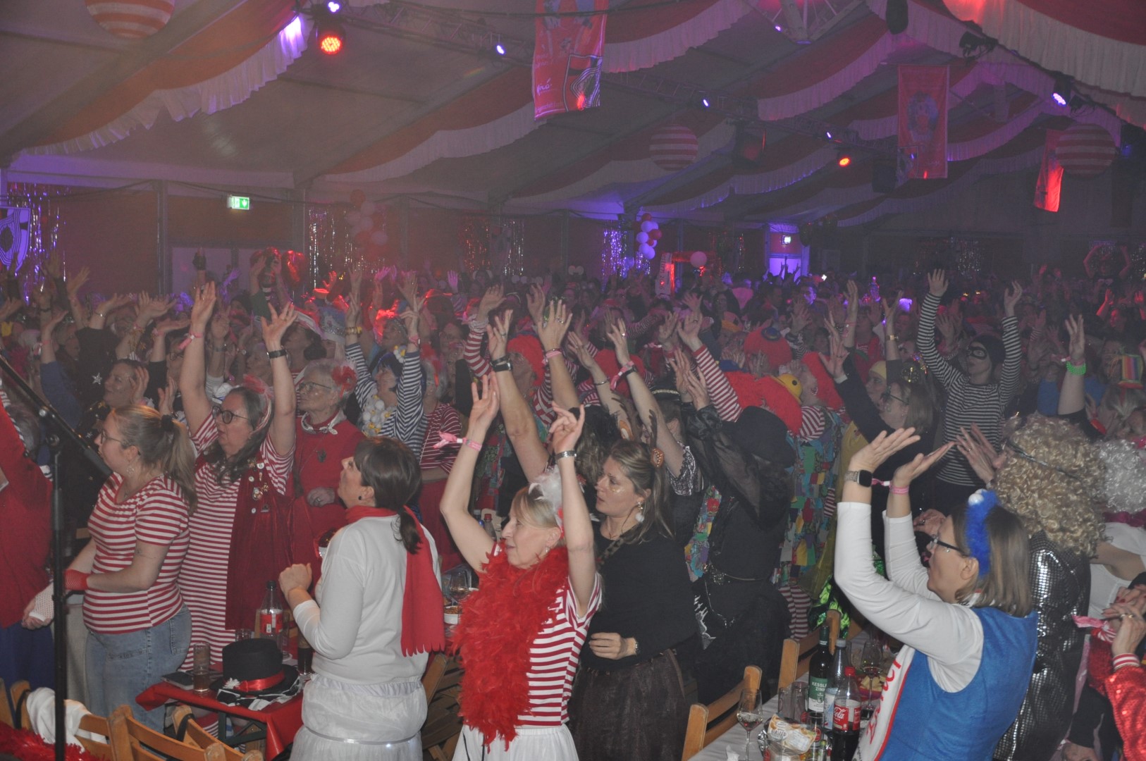 2026 – Damensitzung